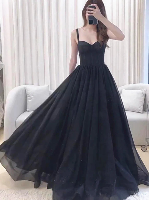 A-line Black Tulle Sweetheart Straps Long Prom Dress