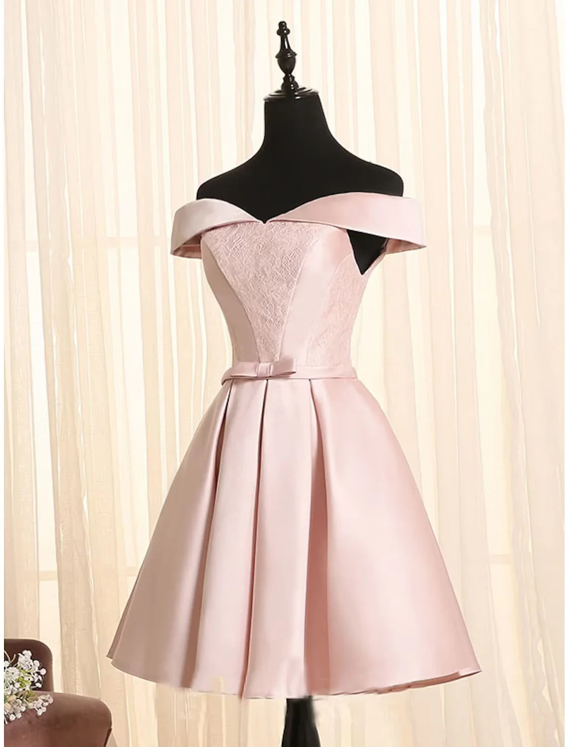 A-Line Minimalist Elegant Engagement Cocktail Party Dress Off Shoulder Sleeveless Short / Mini Satin
