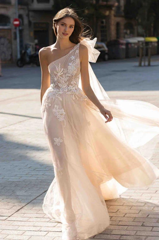 A-line Backless Train Sheer One-Shoulder Sleeveless Prom Party Dress With Applique