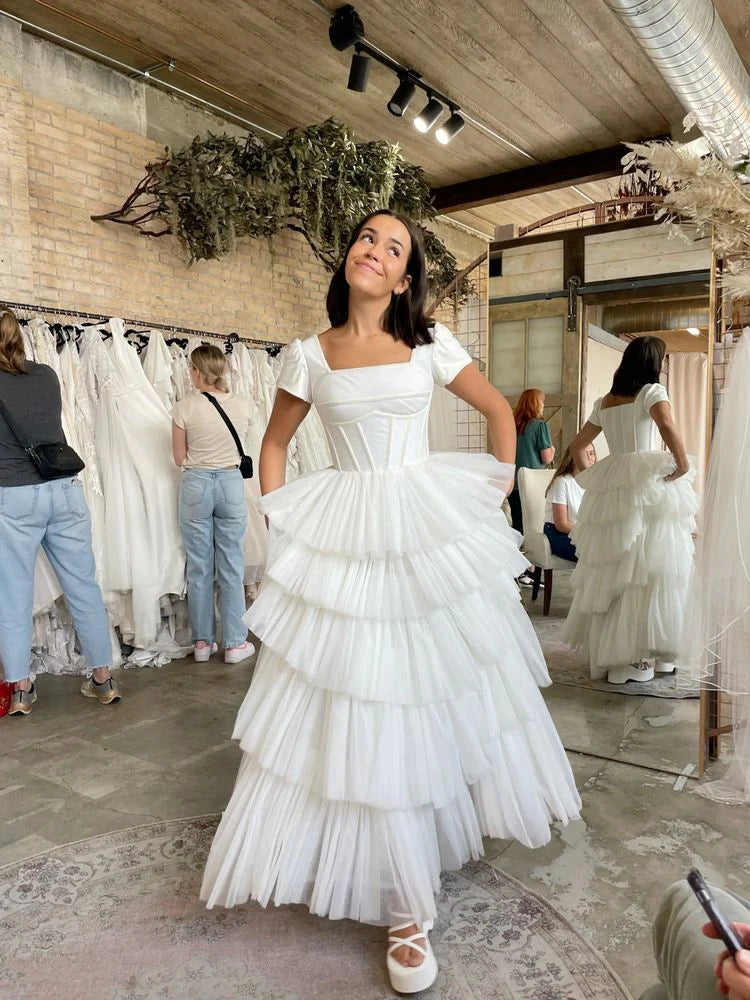 Chic Tiered Tulle Square Neck Short Sleeves Vintage Wedding Dress