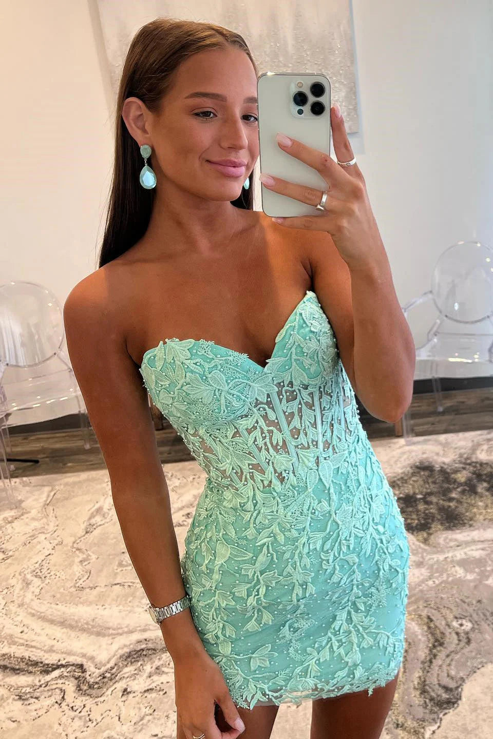 Classic Bodycon Sweetheart Sleeveless Backless Short-Mini Homecoming Dress