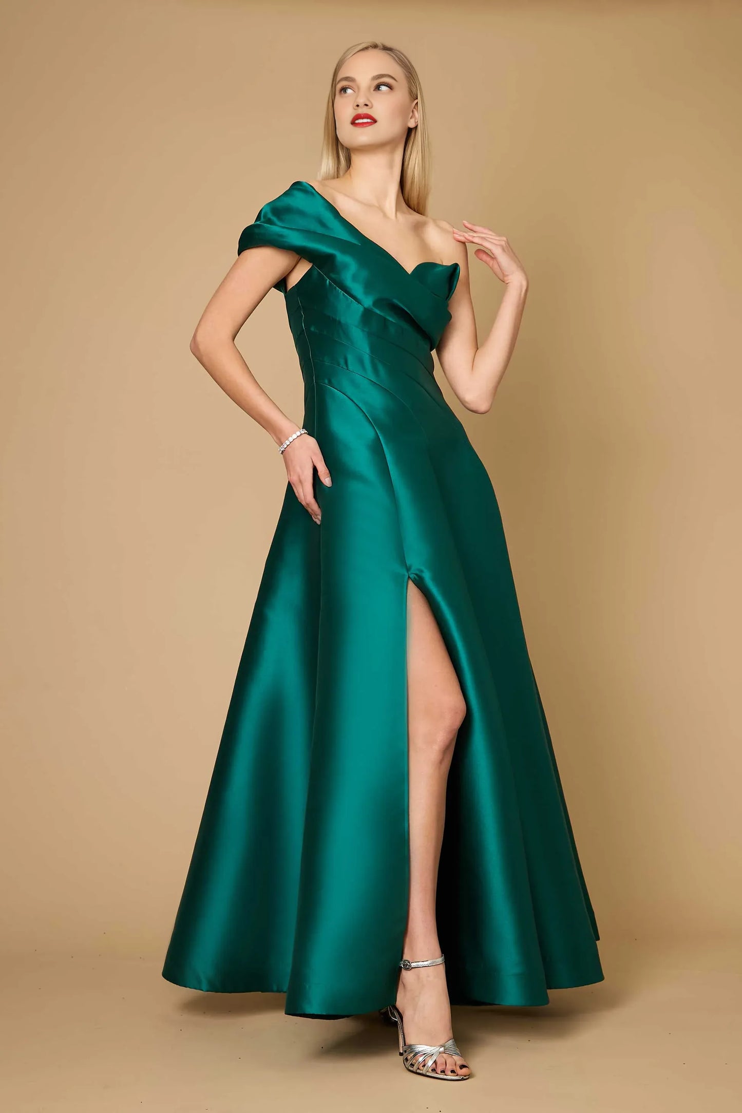 Xuewuba Dress One Shoulder Long Formal Ball Gown Evening Dress Black Floor-Length Train Maxi Dress