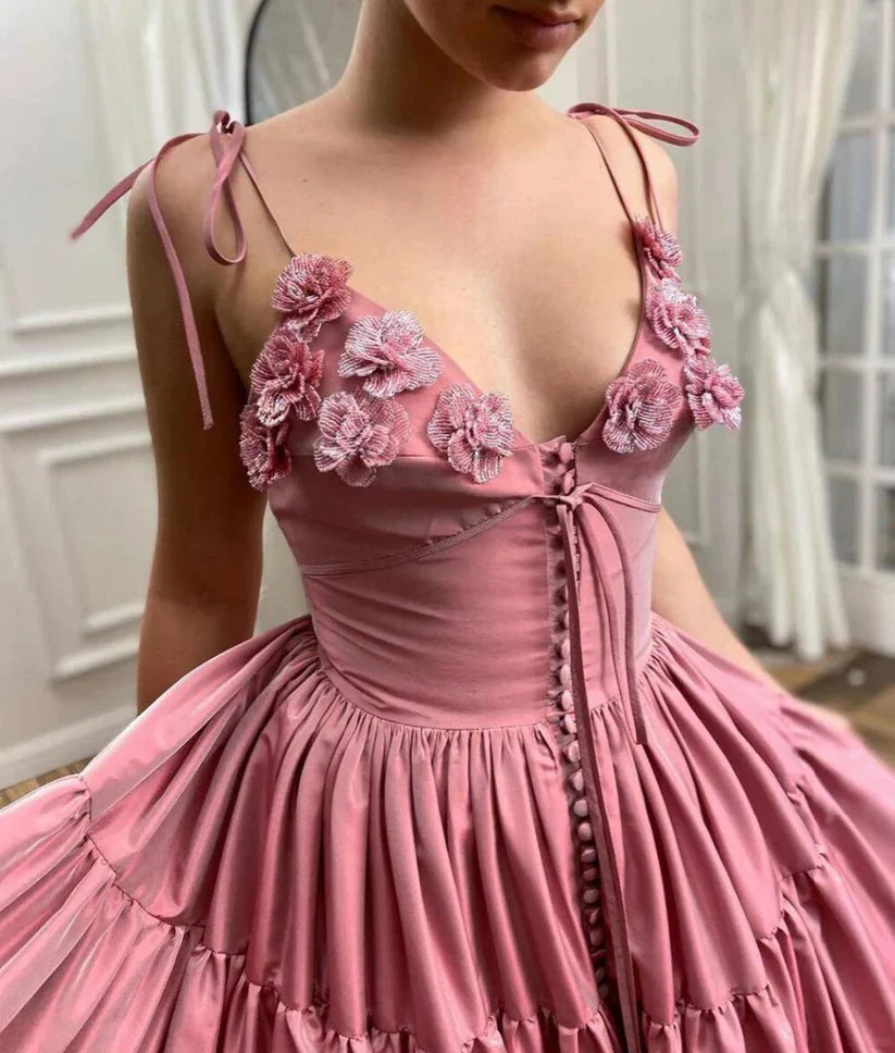 Formal Women's Dresses Long Satin Flowers Evening Dresses Spaghetti Straps V Neck Formal Evening Party Dress Prom Dresses / Prom Dress In Store