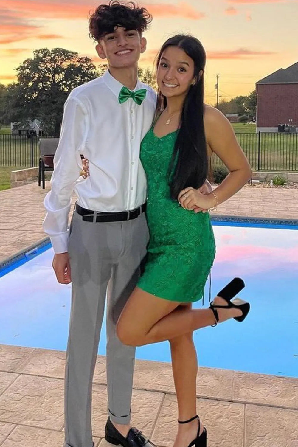 Xuewuba Formal Wear Dresses Spaghetti Straps Green Lace Tight Homecoming Dress Prom Dress In Store