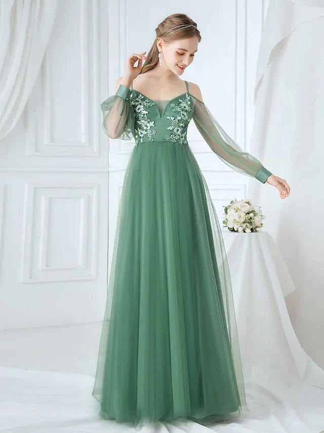 A-Line V-neck Spaghetti Strap Tulle Bridesmaid Dress with Appliques