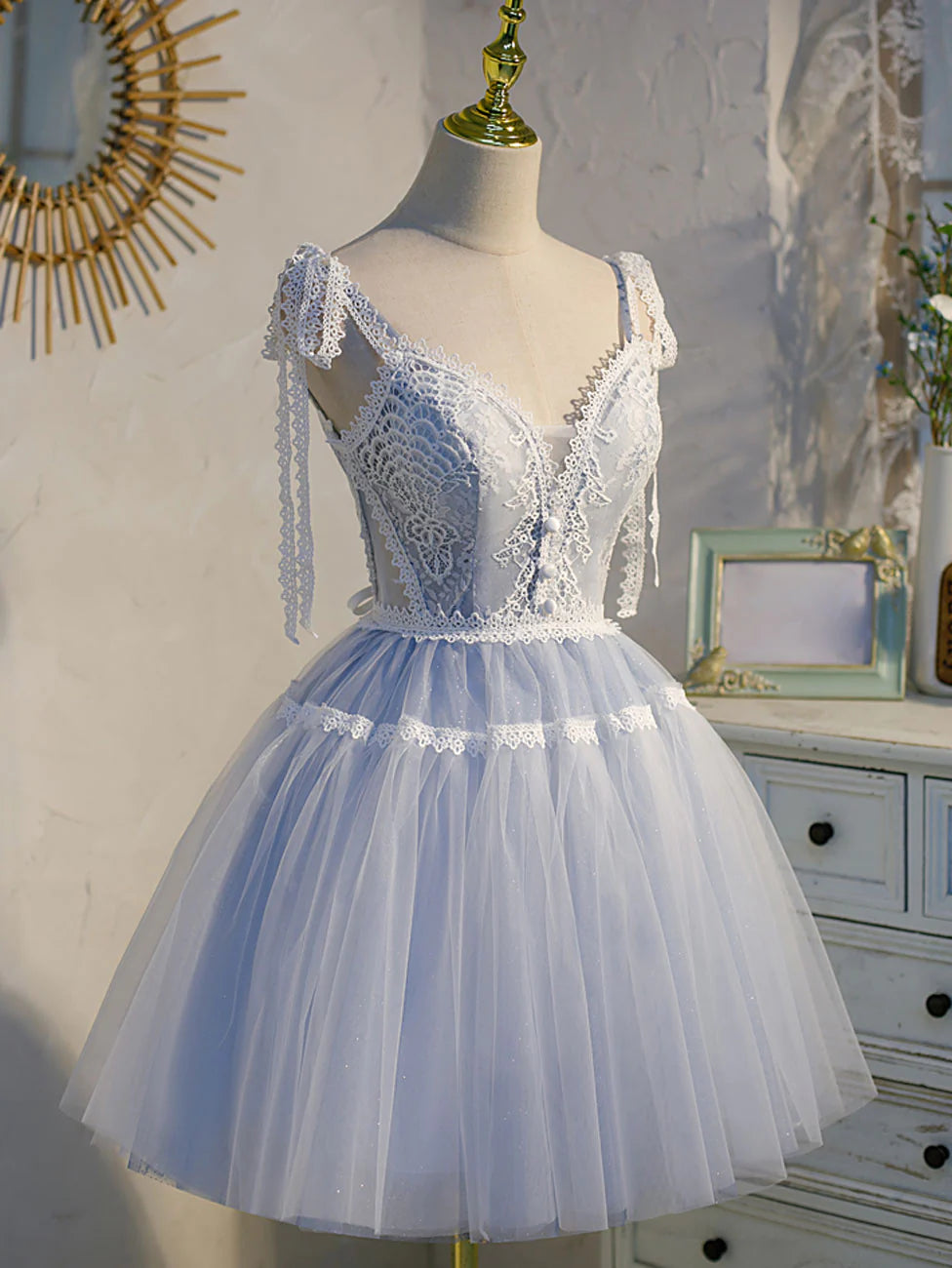 A line Lace v Neck Blue Homecoming Dresses