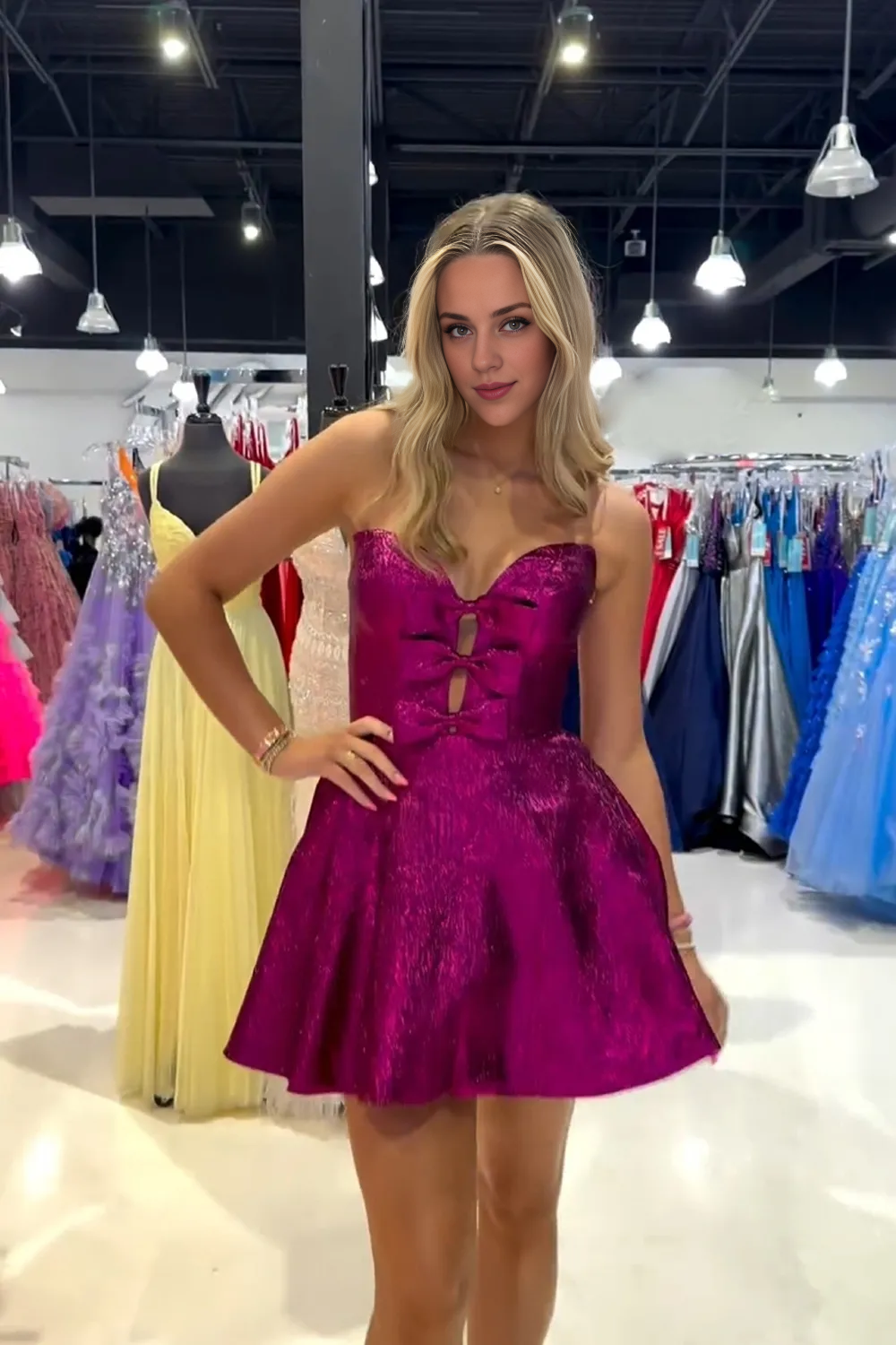 Off-the-Shoulde Sweetheart A-Line Short Homecoming Dress with Bow