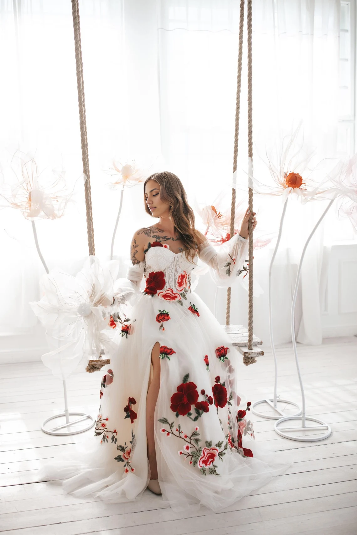 Xuewuba Prom Shop Dresses Romantic Off-the-Shoulder Wedding Gown With Roses Formal Women's Dresses