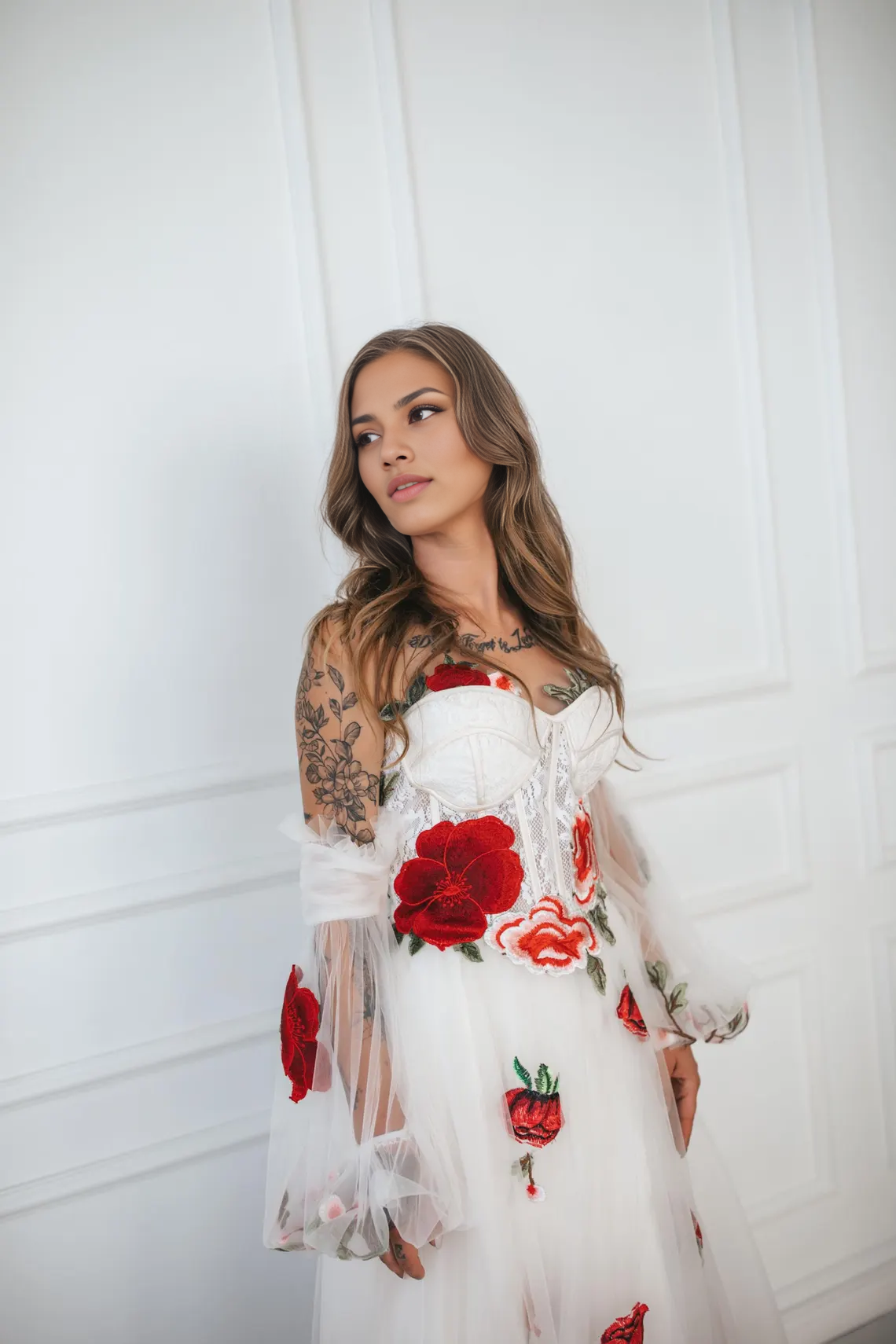 Xuewuba Prom Shop Dresses Romantic Off-the-Shoulder Wedding Gown With Roses Formal Women's Dresses