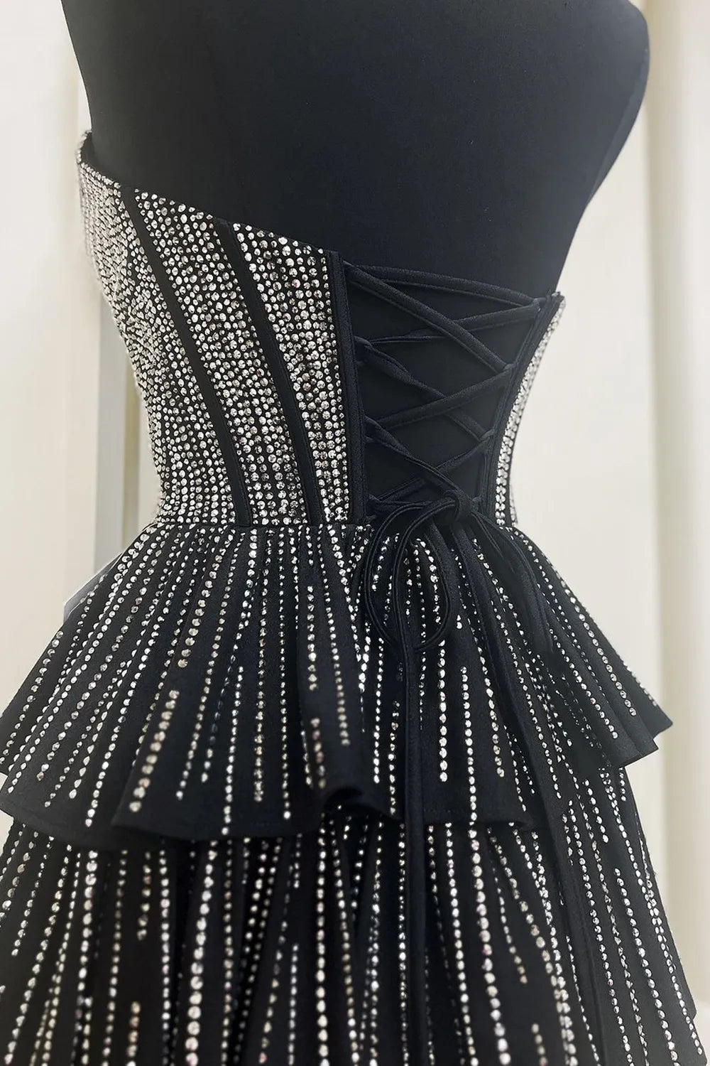 Off-the-Shoulder Glitter Strapless A-Line Corset Short Homecoming Dress with Beading