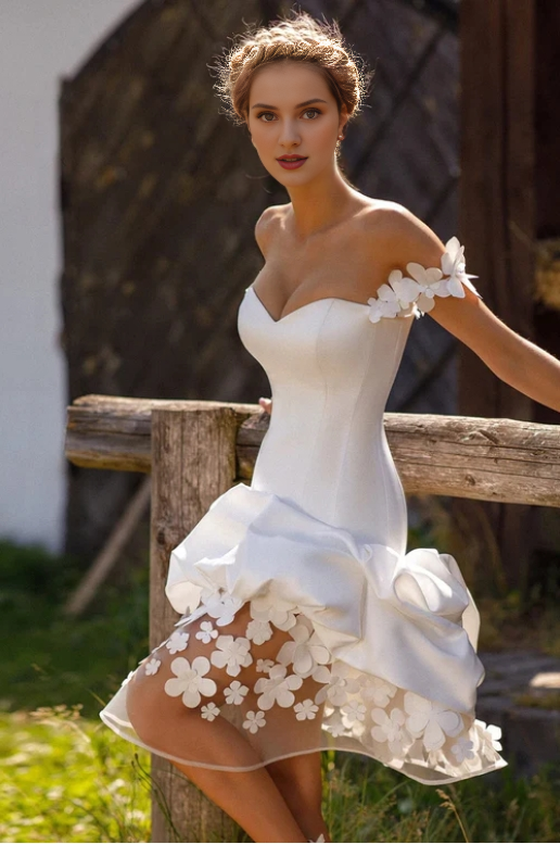 Romantic Strapless Irregular Off-the-Shoulder Prom Party Dress With Flower