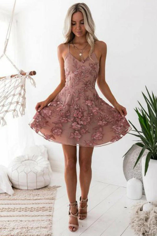 Xuewuba Dress Charming Blush A-Line Homecoming Dresses Short Prom Dress with Appliques
