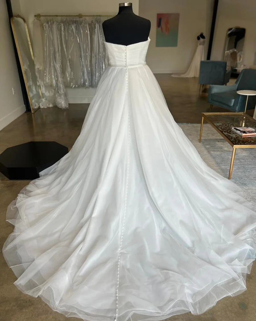 Appliques Sweetheart Spaghetti Strap Long Wedding Dress
