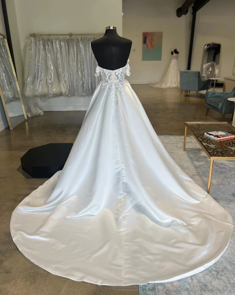 Cold-Shoulder Appliques A-Line Wedding Dress
