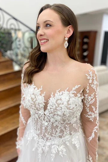 Long Sleeve Backless Long Wedding Dress With Applique