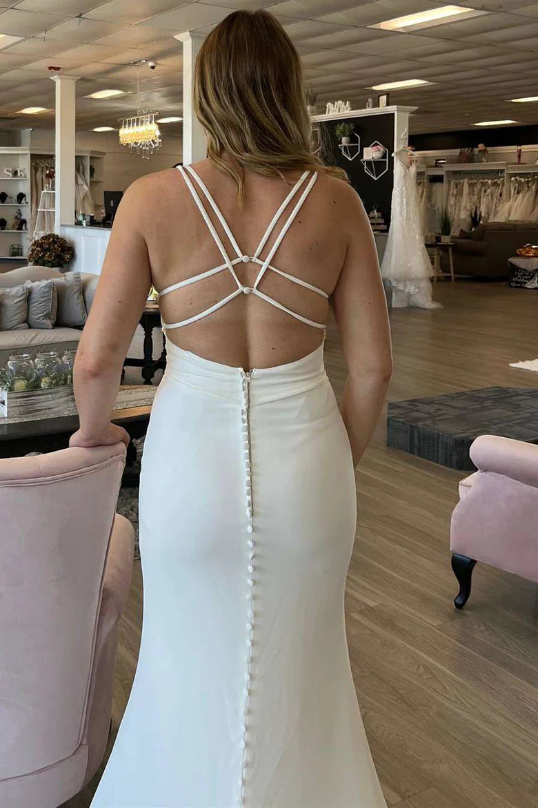Deep V Lace-Up Back Mermaid Long Wedding Dress