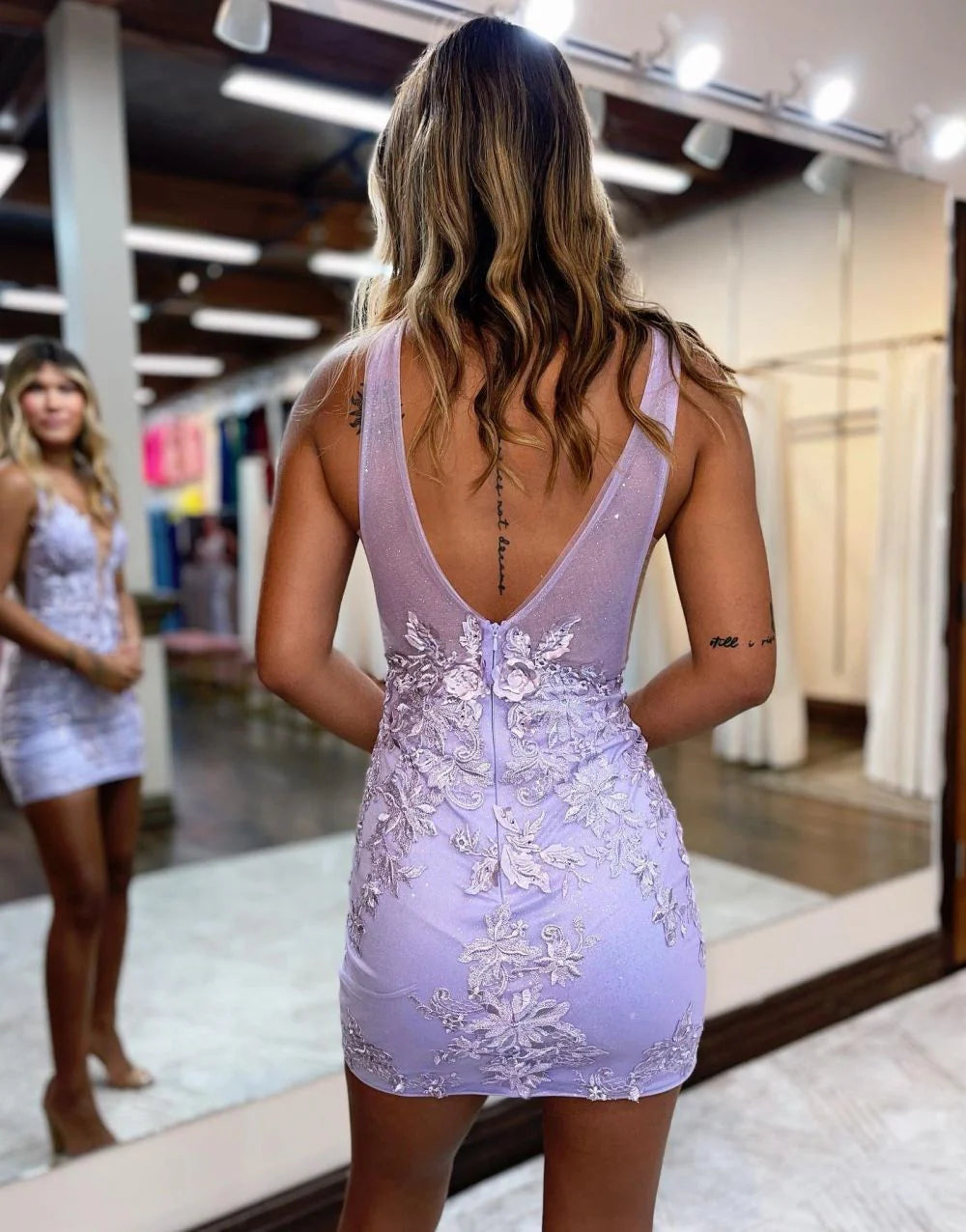 Xuewuba Dress Bodycon Deep V-Neck Homecoming Party Dress With Appliques