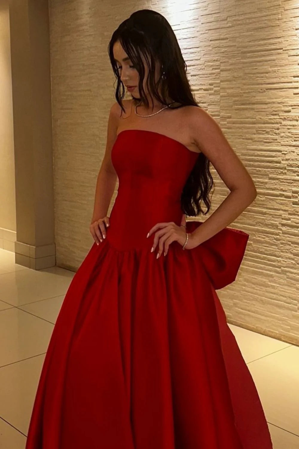 Xuewuba Dress Charming A Line Strapless Red Long Prom Dress with Bowknot Evening Dress