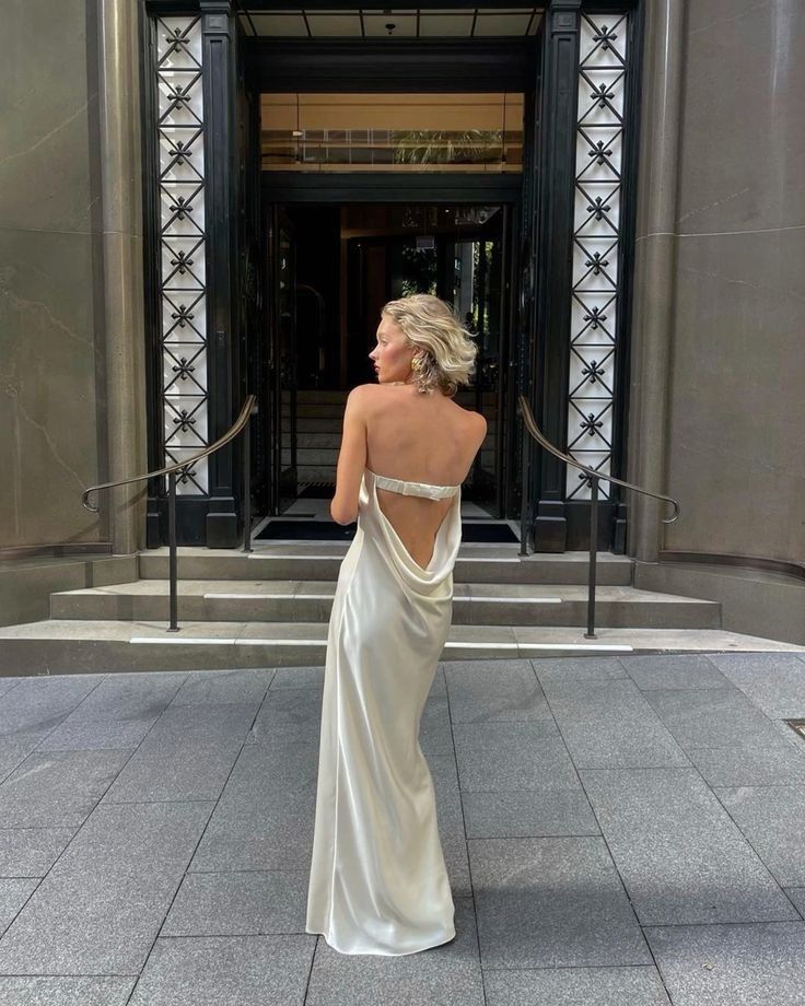 Xuewuba Dress Ivory Fashion Chic Long Sexy Backless Satin Prom Dress Evening Dress Party Dress