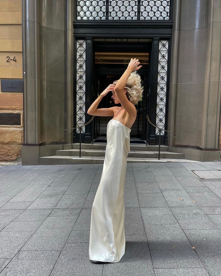 Xuewuba Dress Ivory Fashion Chic Long Sexy Backless Satin Prom Dress Evening Dress Party Dress