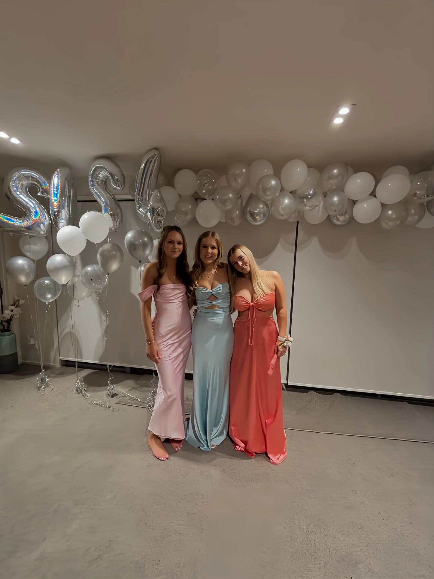 Xuewuba Dress Strapless A-line Wedding Guest Dresses Sexy Newest Long Prom Dresses Fashion Bridesmaid Dresses