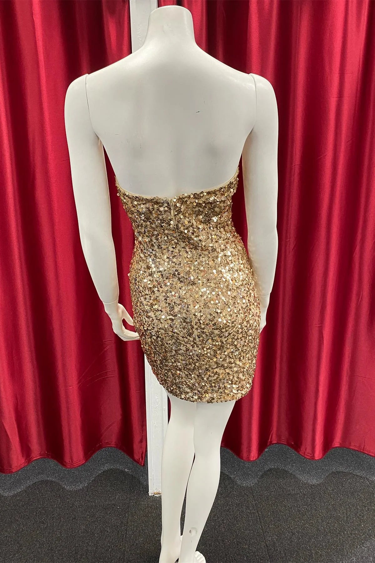 Xuewuba Dress Strapless Gold Sequin Tight Short Homecoming Dress