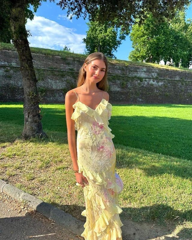 Xuewuba Dress Yellow Fashion Elegant Layered Tulle Long Ball Gown Backless Mermaid Slim Fit Evening Gown Party Dress Prom Dress