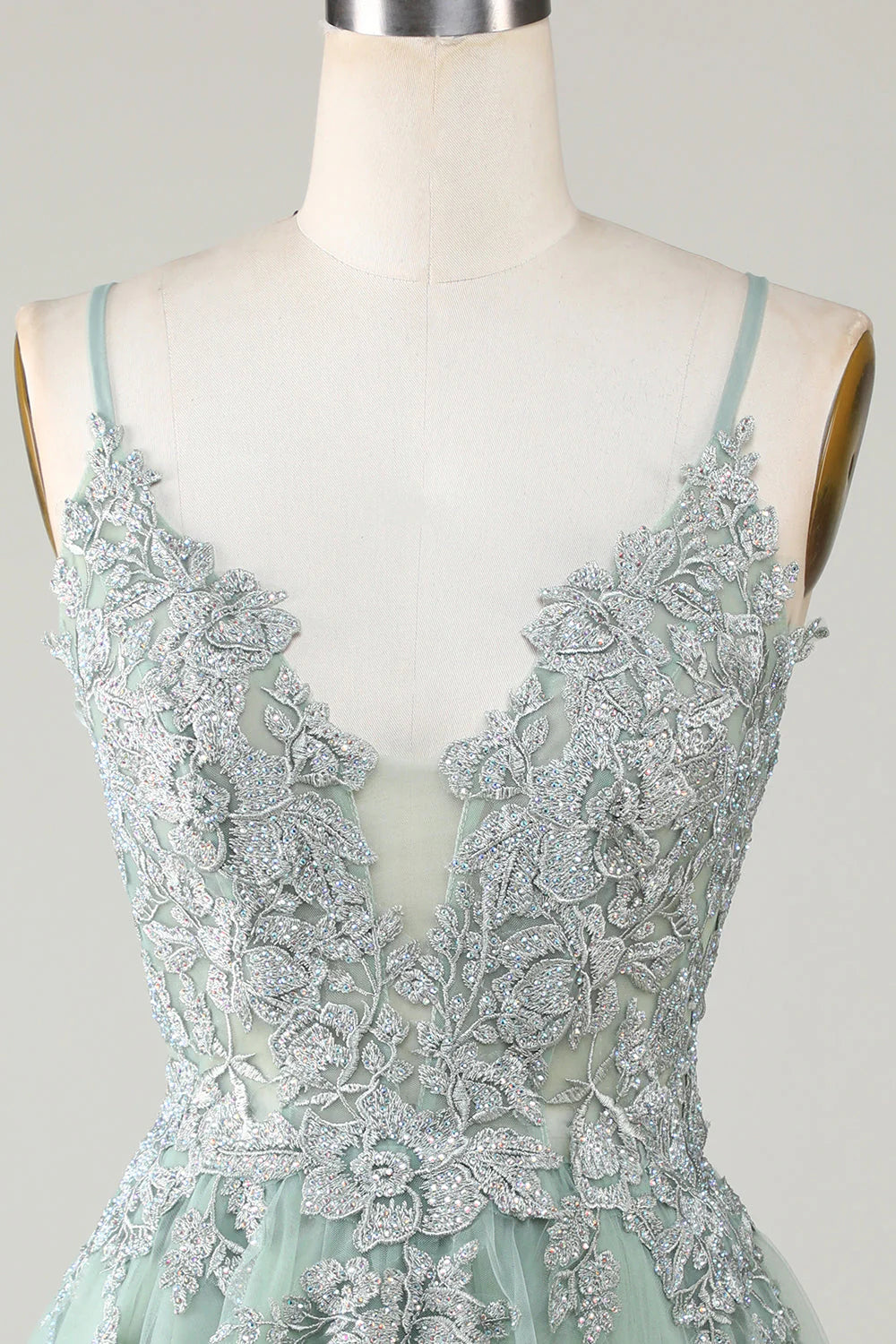 Stylish A Line Spaghetti Straps Short Homecoming Dress With Appliques