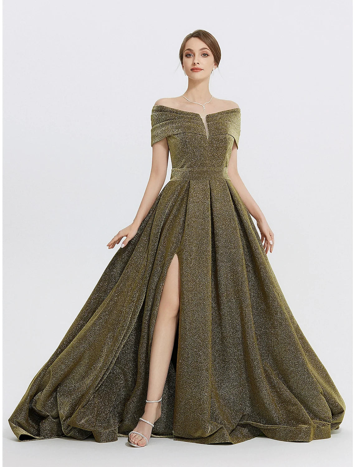 Evening Gown Elegant Dress Formal Sweep / Brush Train Sleeveless Sweetheart Charmeuse with Glitter Slit