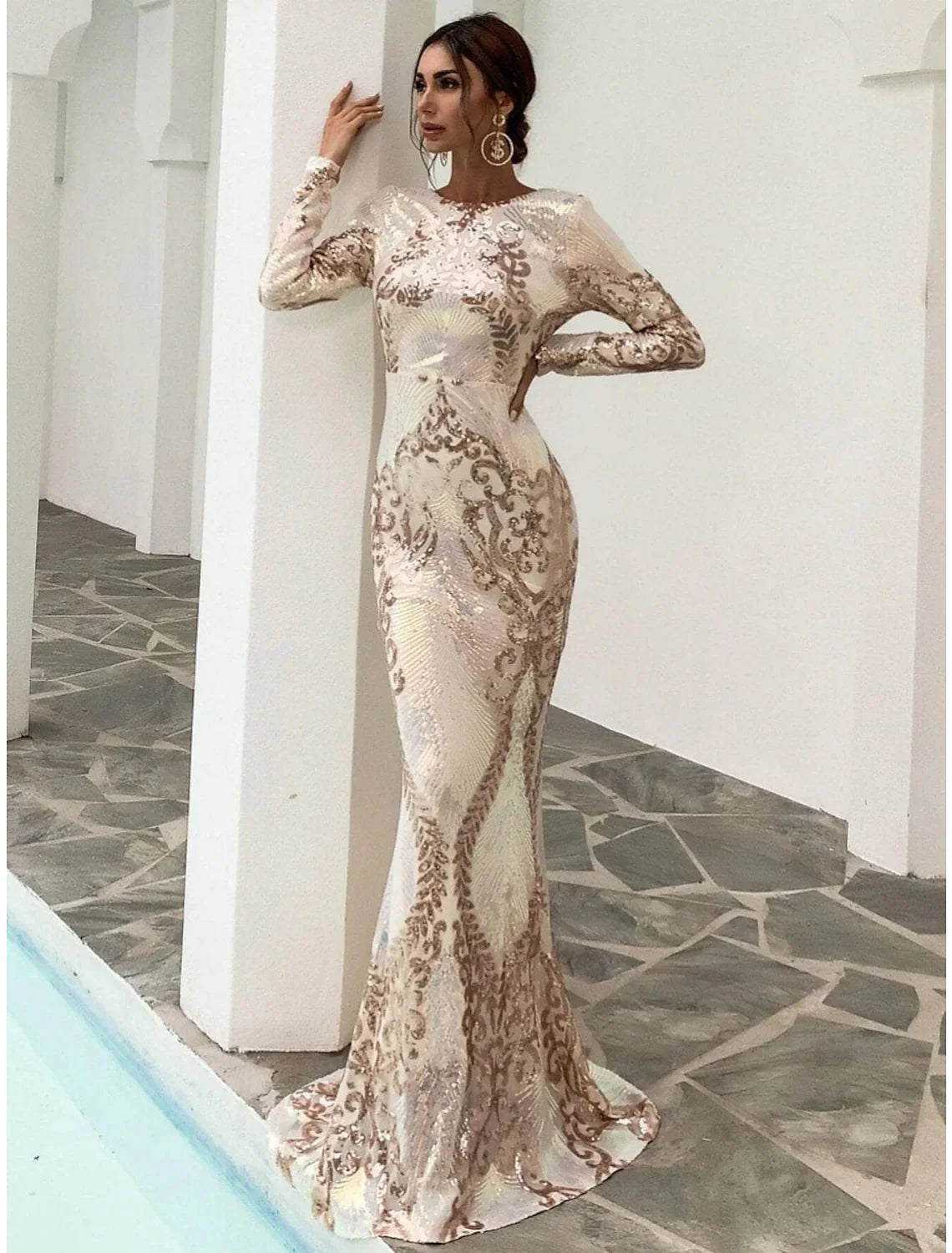 Evening Gown Elegant Dress Formal Sweep / Brush Train Long Sleeve Scoop Neck Sequined with Glitter Pleats