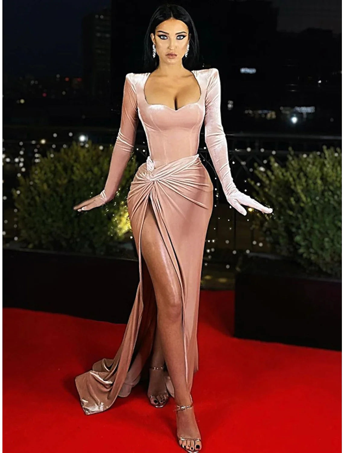 A-Line Evening Gown Red Green Dress Vintage Dress Formal Fall Court Train Long Sleeve Sweetheart Velvet with Ruched Slit