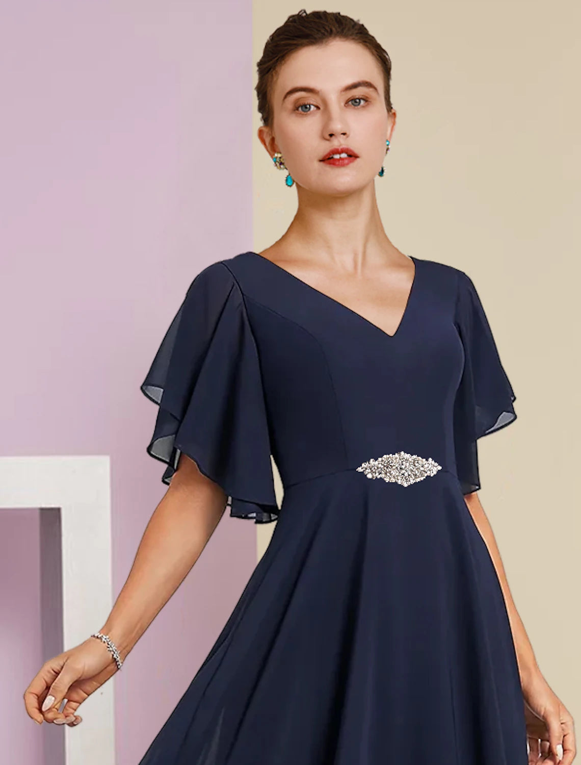 A-Line Mother of the Bride Dress Formal Wedding Guest Elegant V Neck Tea Length Chiffon Lace Short Sleeve
