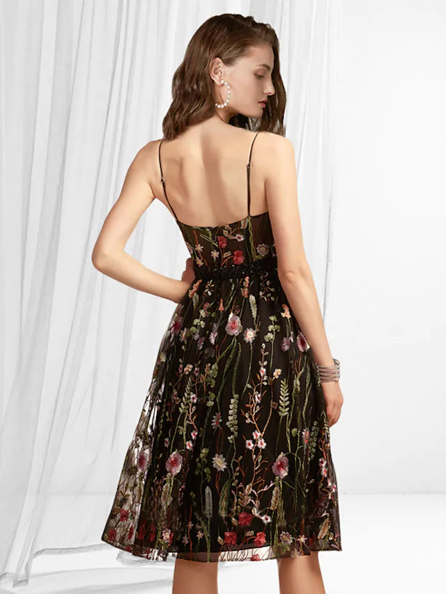 A-Line Cocktail Dresses Boho Dress Homecoming Knee Length Sleeveless V Neck Lace