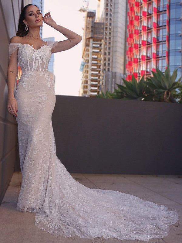 Lace Sleeveless Off-the-Shoulder Applique Court Train Wedding Dresses