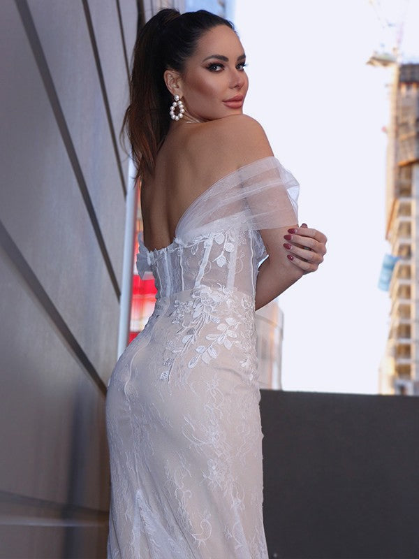 Lace Sleeveless Off-the-Shoulder Applique Court Train Wedding Dresses