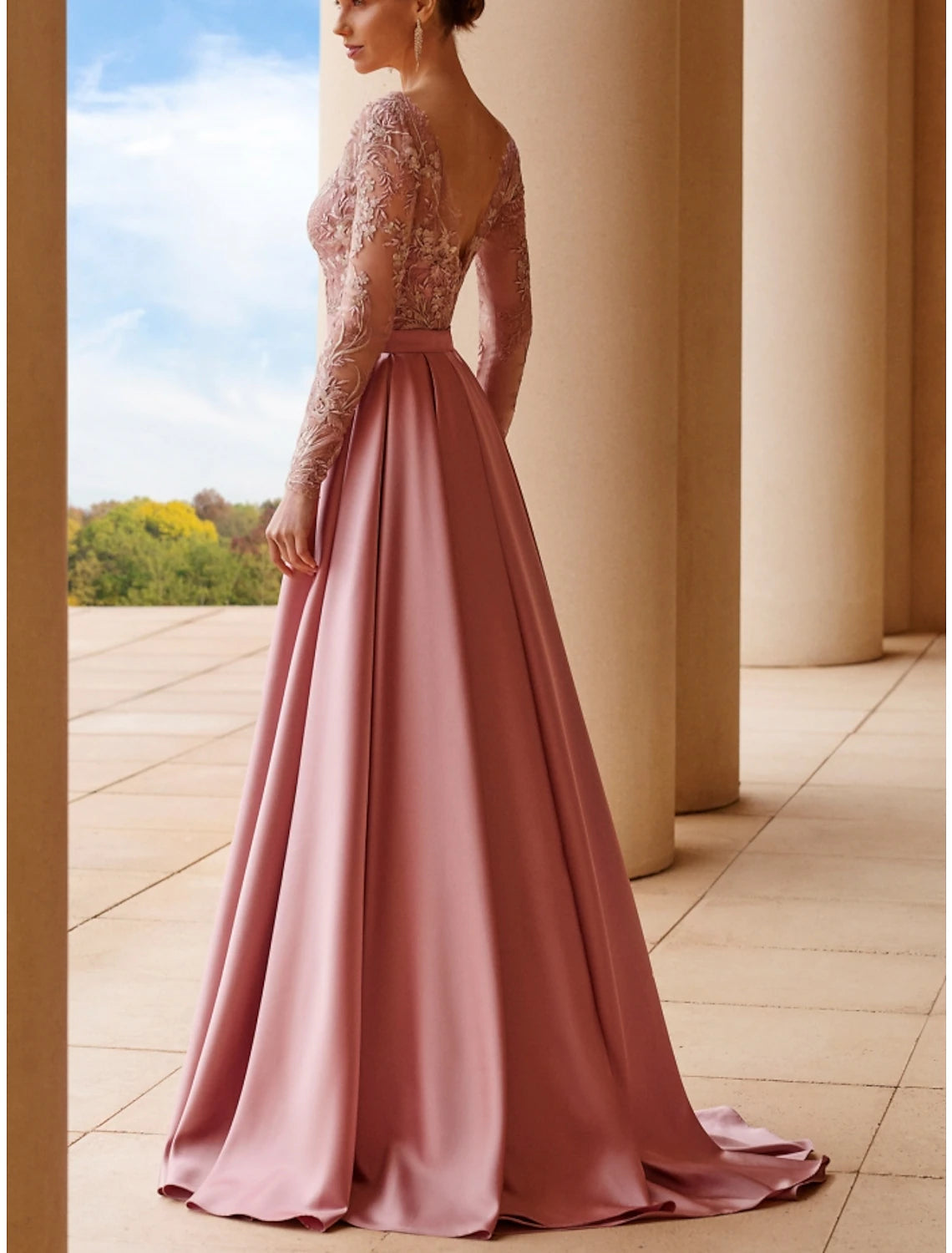 A-Line Mother of the Bride Dress Wedding Guest Elegant Scoop Neck Sweep / Brush Train Stretch Satin Long Sleeve