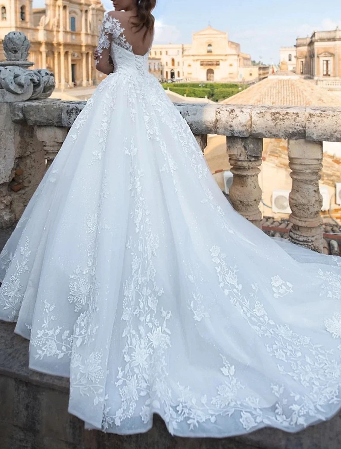 Engagement Sexy Fall Formal Wedding Dresses Ball Gown V Neck Long Sleeve Chapel Train Lace Bridal Gowns With Appliques
