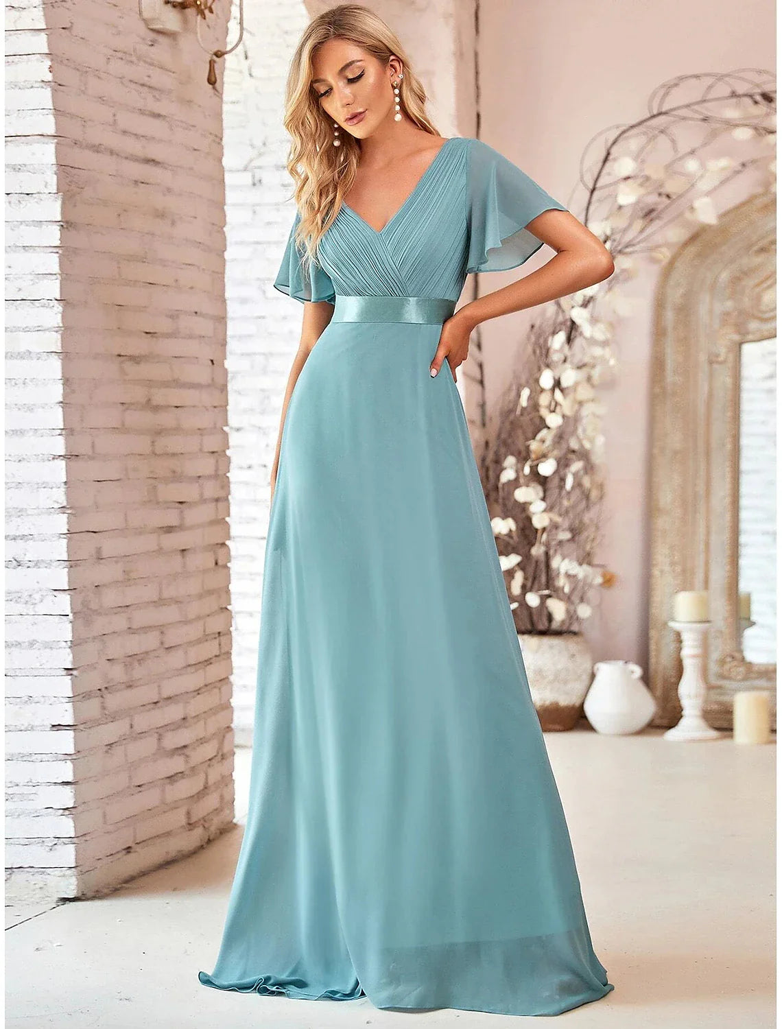 Evening Gown Party Dress Empire Dress Wedding Guest Formal Evening Floor Length Short Sleeve V Neck Bridesmaid Dress Chiffon V Back with Ruffles Pure Color