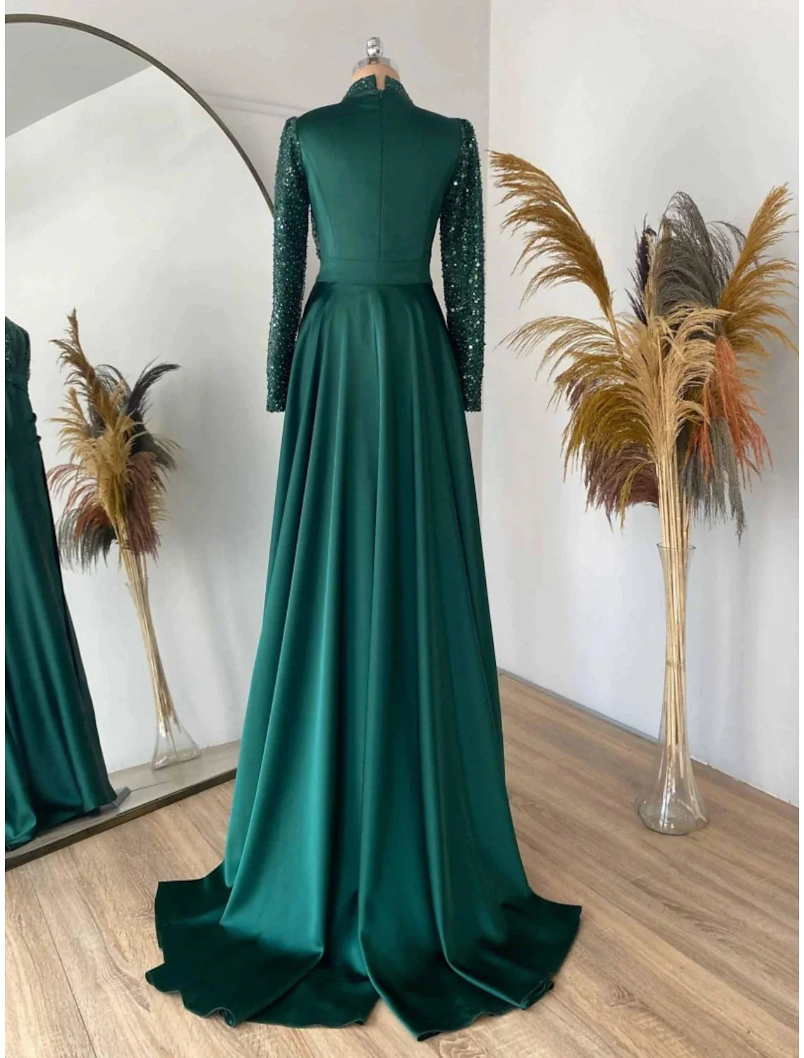 Evening Gown Christmas Red Green Dress Formal Sweep / Brush Train Long Sleeve Jewel Neck Satin with Pleats Ruched Sequin