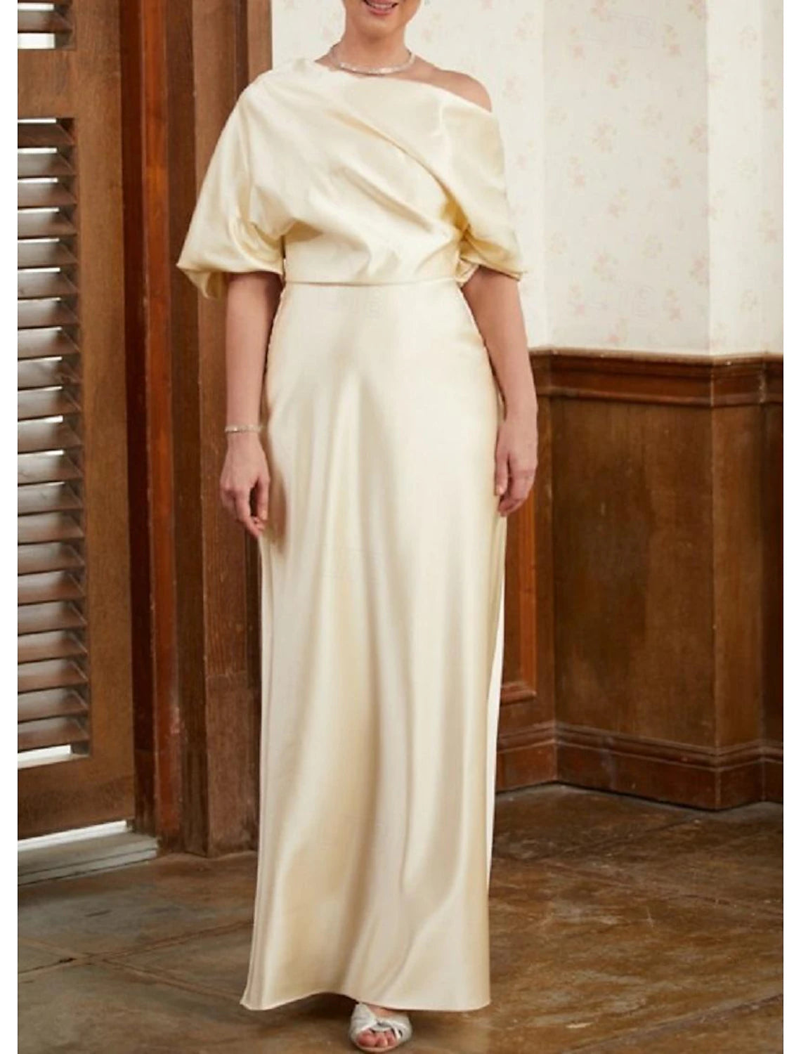 Sheath / Column Mother of the Bride Dress Wedding Guest Elegant Party Off Shoulder Sweep / Brush Train Satin Half Sleeve