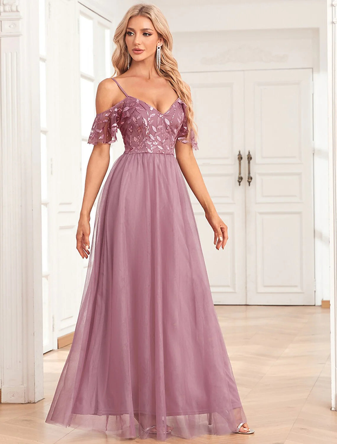 Evening Gown Elegant Dress Evening Party Floor Length Sleeveless Spaghetti Strap Bridesmaid Dress Tulle V Back with Sequin Embroidery