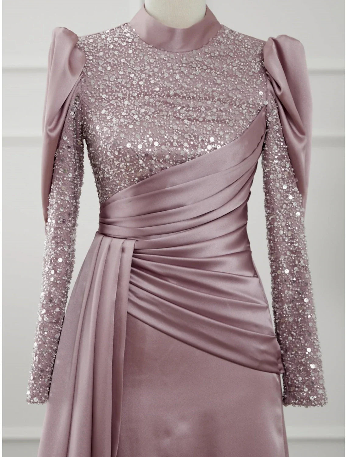 Evening Gown Sparkle & Shine Dress Formal Sweep / Brush Train Long Sleeve Jewel Neck Satin with Glitter Pleats Ruched
