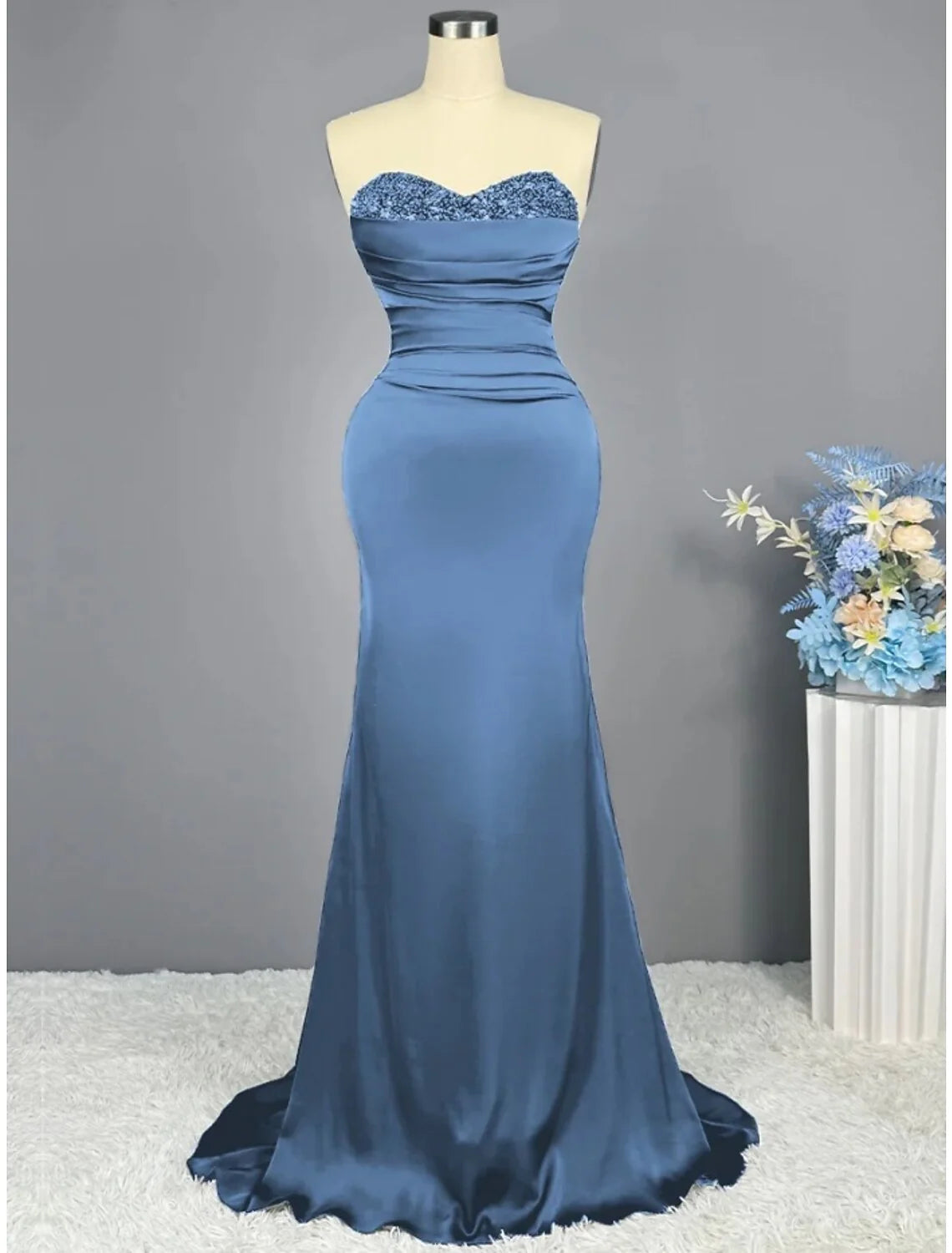 Evening Gown Elegant Dress Formal Sweep / Brush Train Christmas Red Green Dress Sleeveless Sweetheart Imitation Silk with Pleats Ruched Sequin