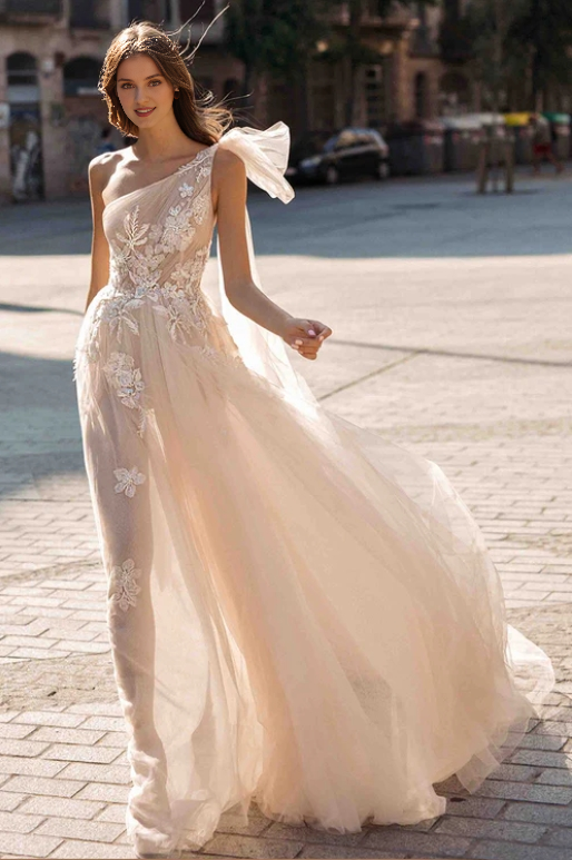 A-line Backless Train Sheer One-Shoulder Sleeveless Prom Party Dress With Applique