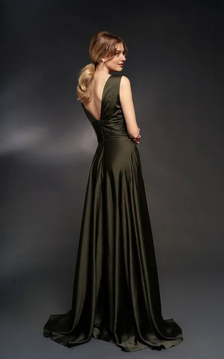 A-line Sleeveless Sheath Dress with Ruched Waist Floor Length Deep-v Back Prom Dress/Dress For Formal