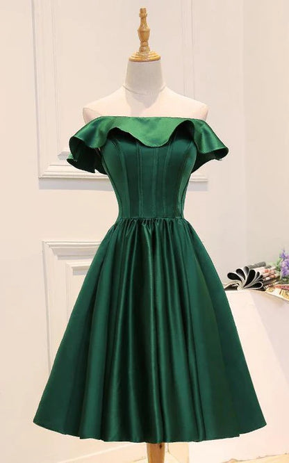 A-line Sweetheart Off-the-shoulder Pleated Knee-length Short Satin Lace Up Prom Dress/Dress For Formal