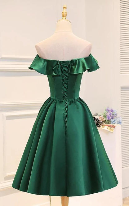 A-line Sweetheart Off-the-shoulder Pleated Knee-length Short Satin Lace Up Prom Dress/Dress For Formal