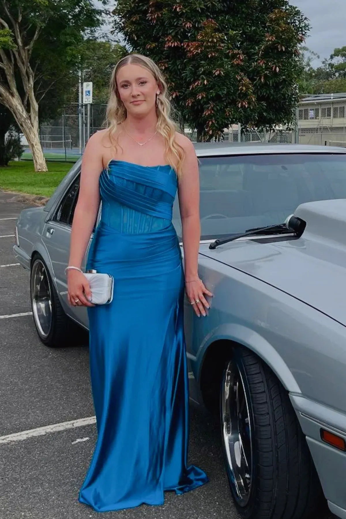 Fashion Mermaid/Trumpet Strapless Sleeveless Slit Satin Floor-Length Prom Dress