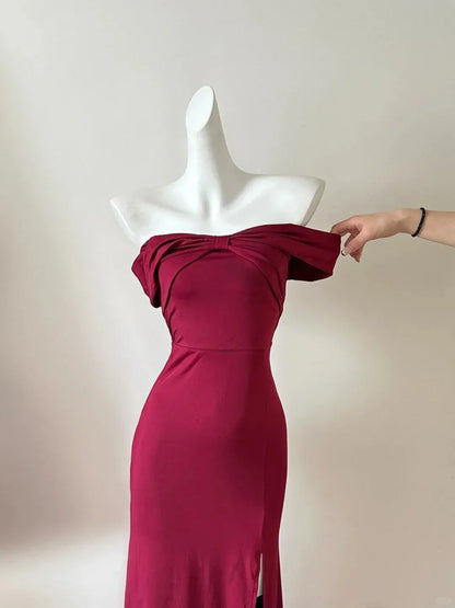 Fashion Sheath/Column Off the Shoulder Sleeveless Satin Floor-Length Prom Dress