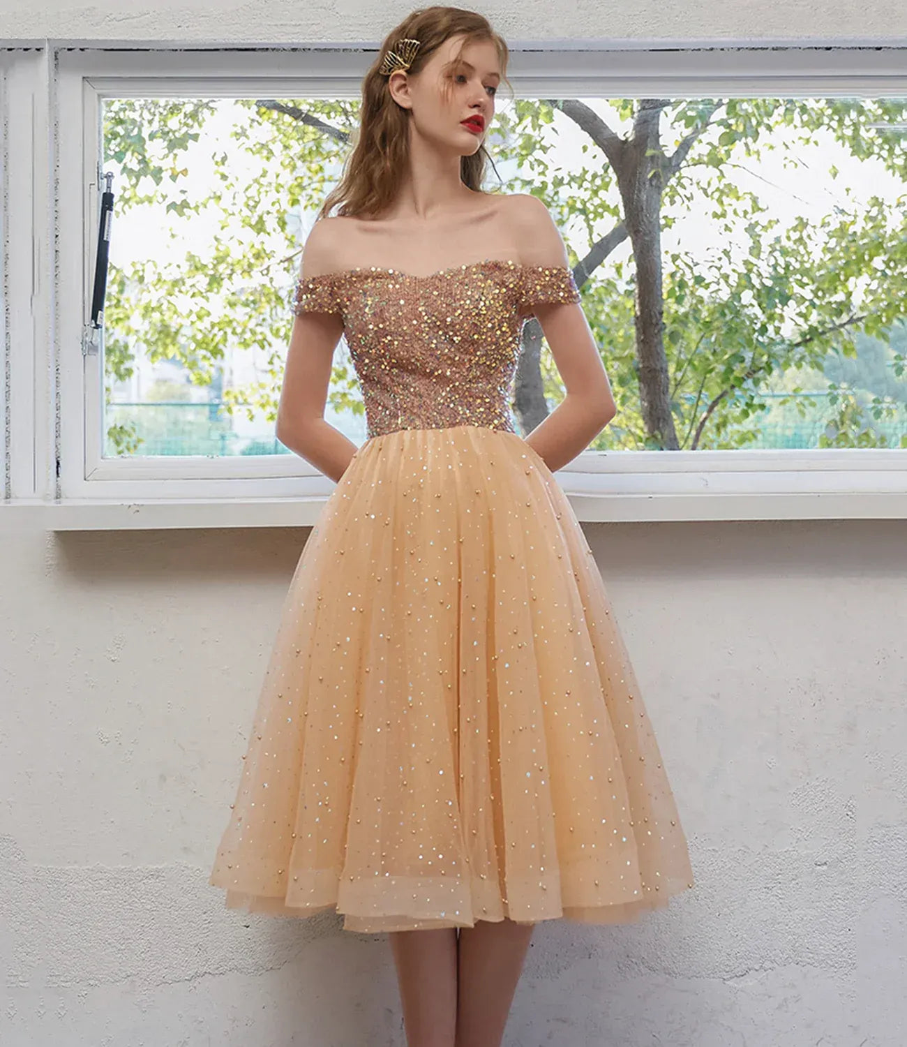 Graceful A-line Off the Shoulder Sleeveless Tulle Tea-Length Prom Dress